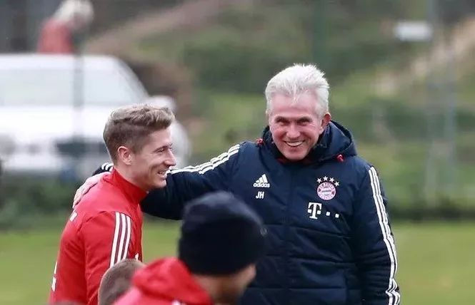 回合作为案 回合作为案